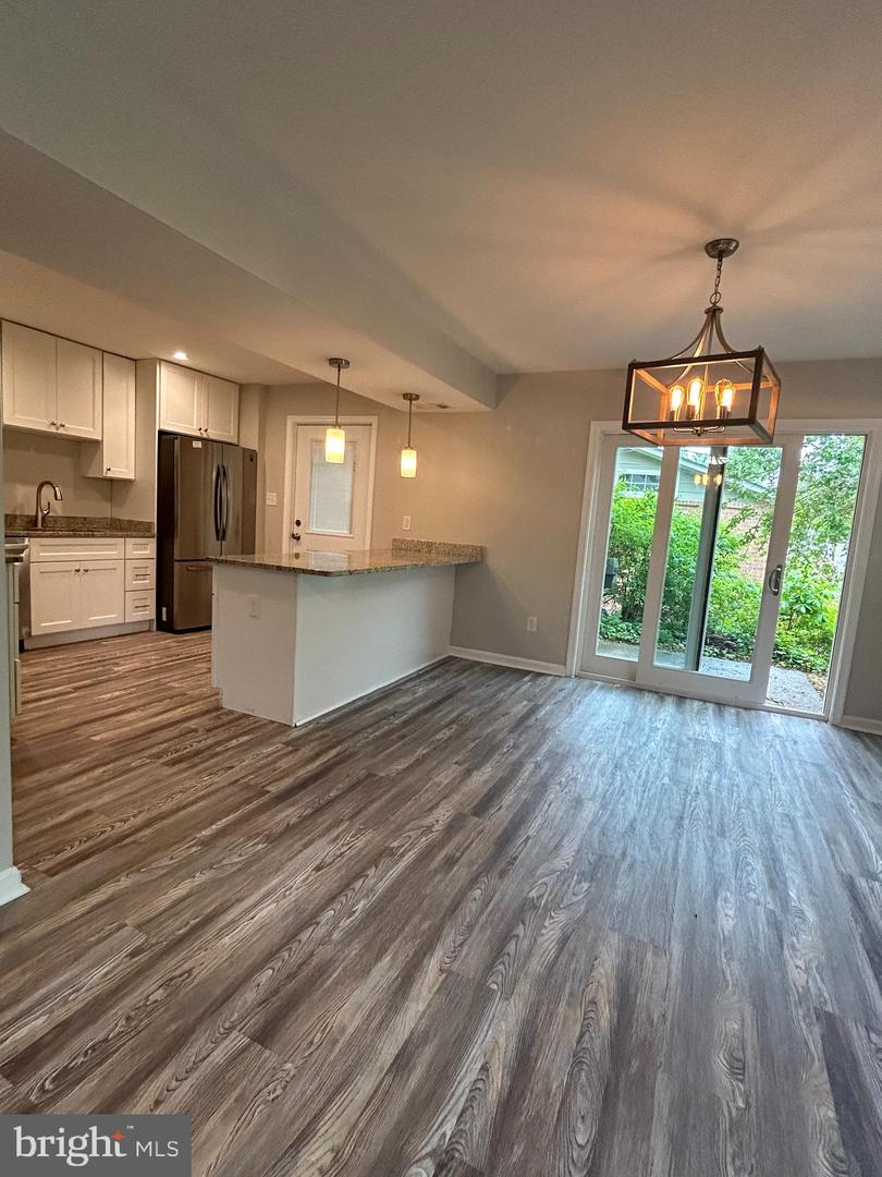 8601 PARLIAMENT DR, SPRINGFIELD, Virginia 22151, 5 Bedrooms Bedrooms, ,2 BathroomsBathrooms,Residential,For sale,8601 PARLIAMENT DR,VAFX2241404 MLS # VAFX2241404