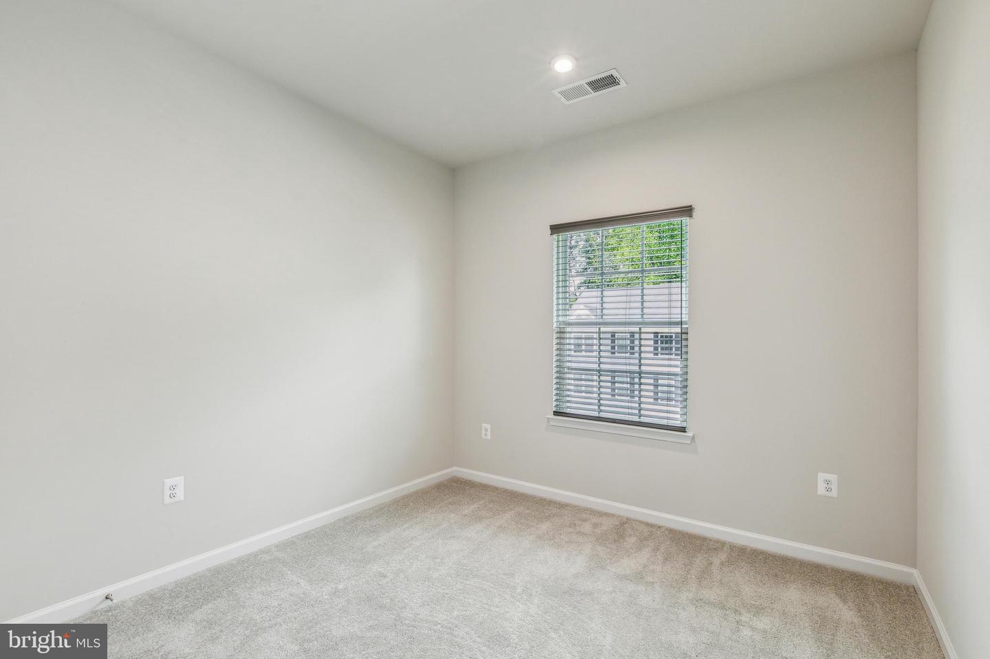 4527 DALE CREEK WAY, WOODBRIDGE, Virginia 22193, 3 Bedrooms Bedrooms, ,3 BathroomsBathrooms,Residential,For sale,4527 DALE CREEK WAY,VAPW2094972 MLS # VAPW2094972