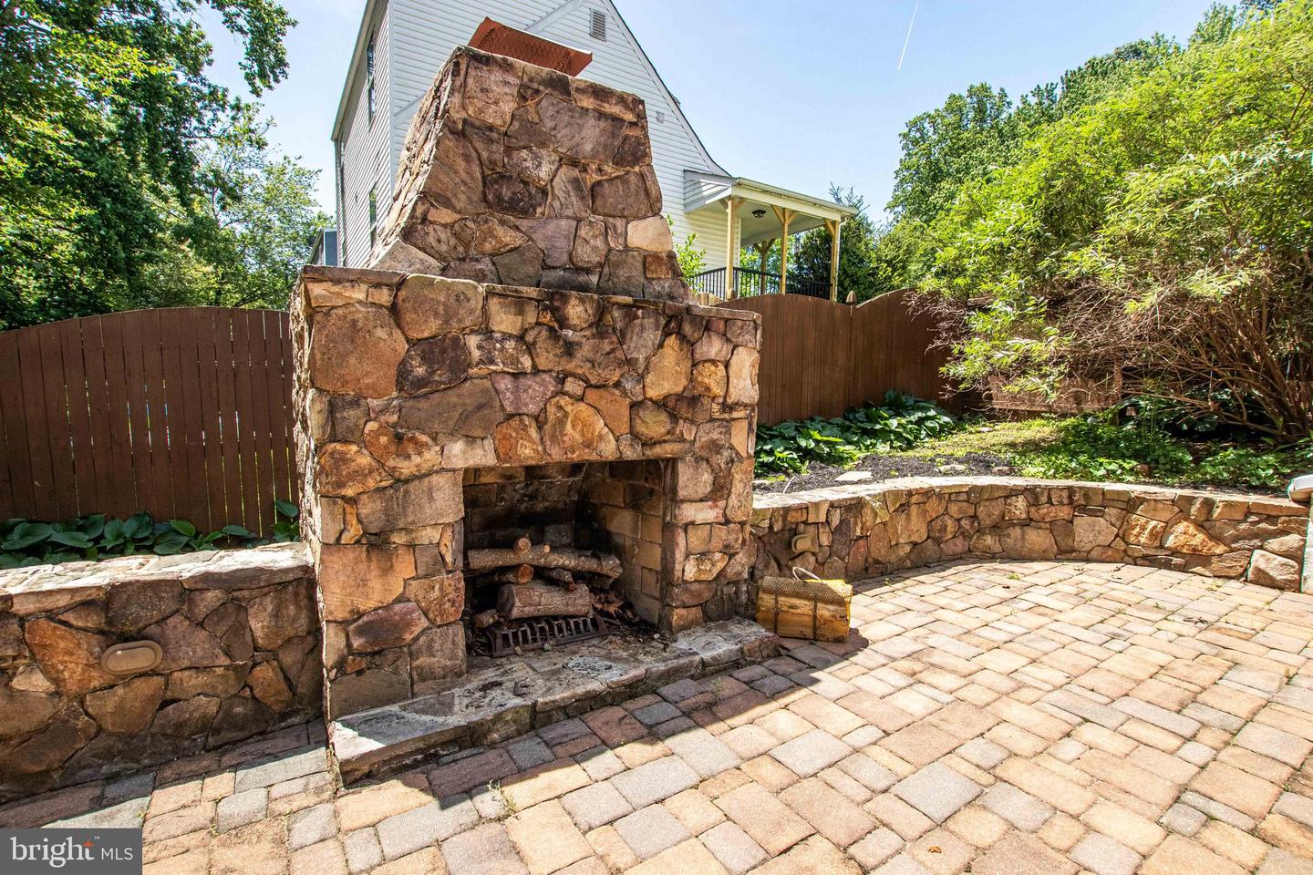 14365 SALSBURY CT, WOODBRIDGE, Virginia 22193, 3 Bedrooms Bedrooms, ,2 BathroomsBathrooms,Residential,For sale,14365 SALSBURY CT,VAPW2095014 MLS # VAPW2095014
