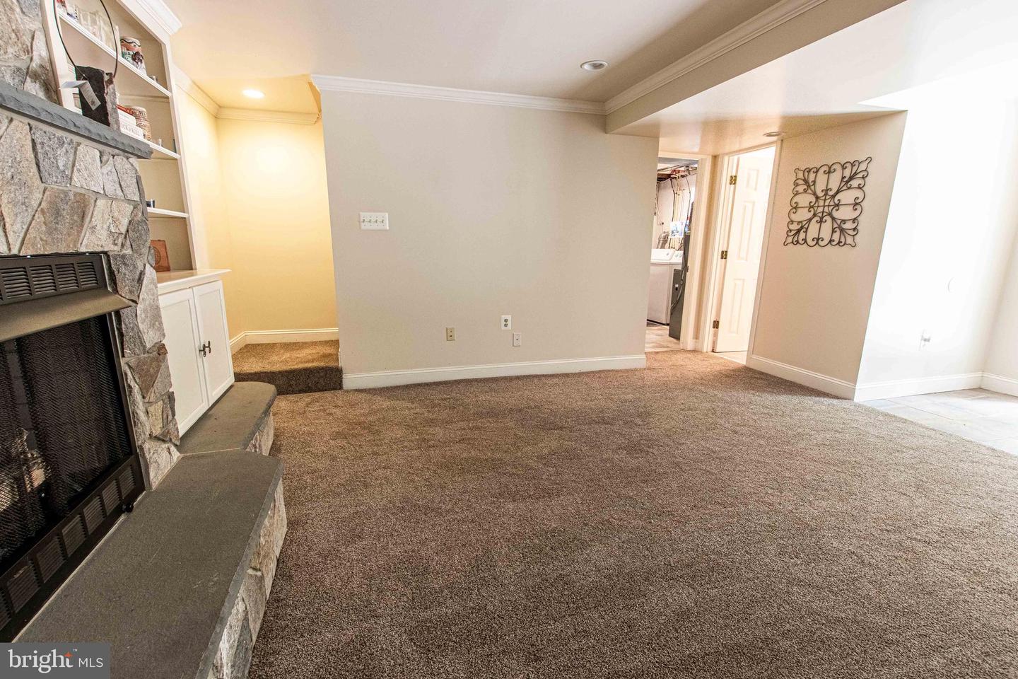 14365 SALSBURY CT, WOODBRIDGE, Virginia 22193, 3 Bedrooms Bedrooms, ,2 BathroomsBathrooms,Residential,For sale,14365 SALSBURY CT,VAPW2095014 MLS # VAPW2095014