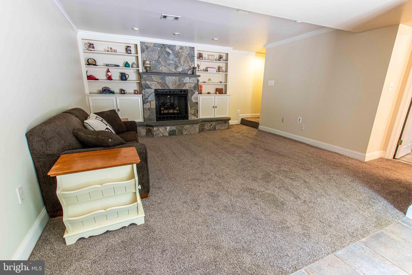 14365 SALSBURY CT, WOODBRIDGE, Virginia 22193, 3 Bedrooms Bedrooms, ,2 BathroomsBathrooms,Residential,For sale,14365 SALSBURY CT,VAPW2095014 MLS # VAPW2095014