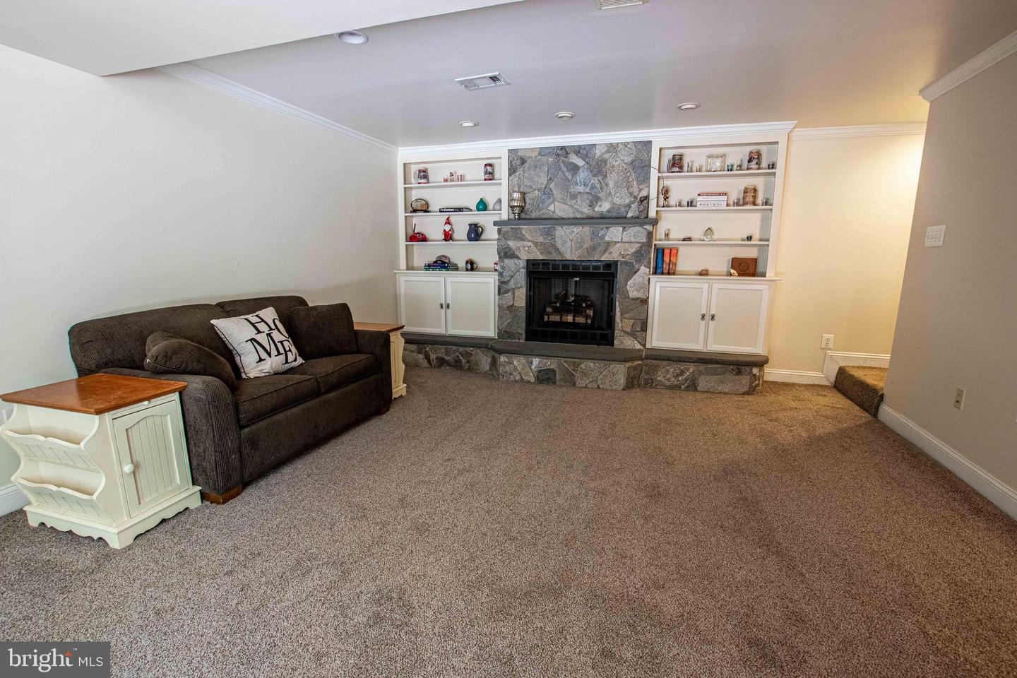 14365 SALSBURY CT, WOODBRIDGE, Virginia 22193, 3 Bedrooms Bedrooms, ,2 BathroomsBathrooms,Residential,For sale,14365 SALSBURY CT,VAPW2095014 MLS # VAPW2095014