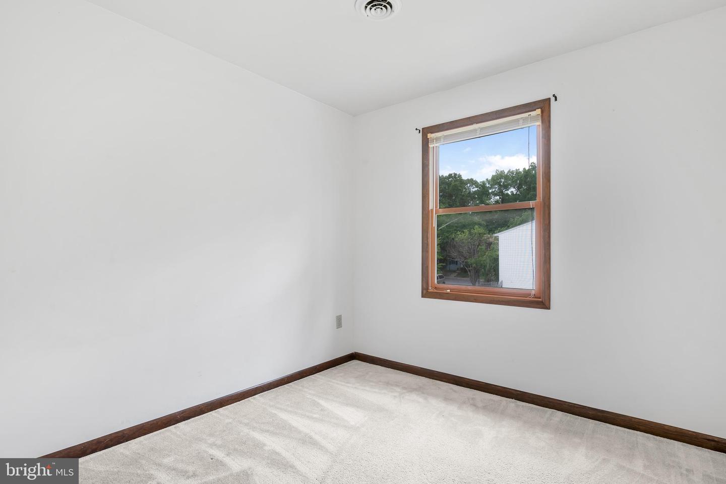 5129 PECAN DR, FREDERICKSBURG, Virginia 22407, 3 Bedrooms Bedrooms, ,2 BathroomsBathrooms,Residential,For sale,5129 PECAN DR,VASP2033308 MLS # VASP2033308