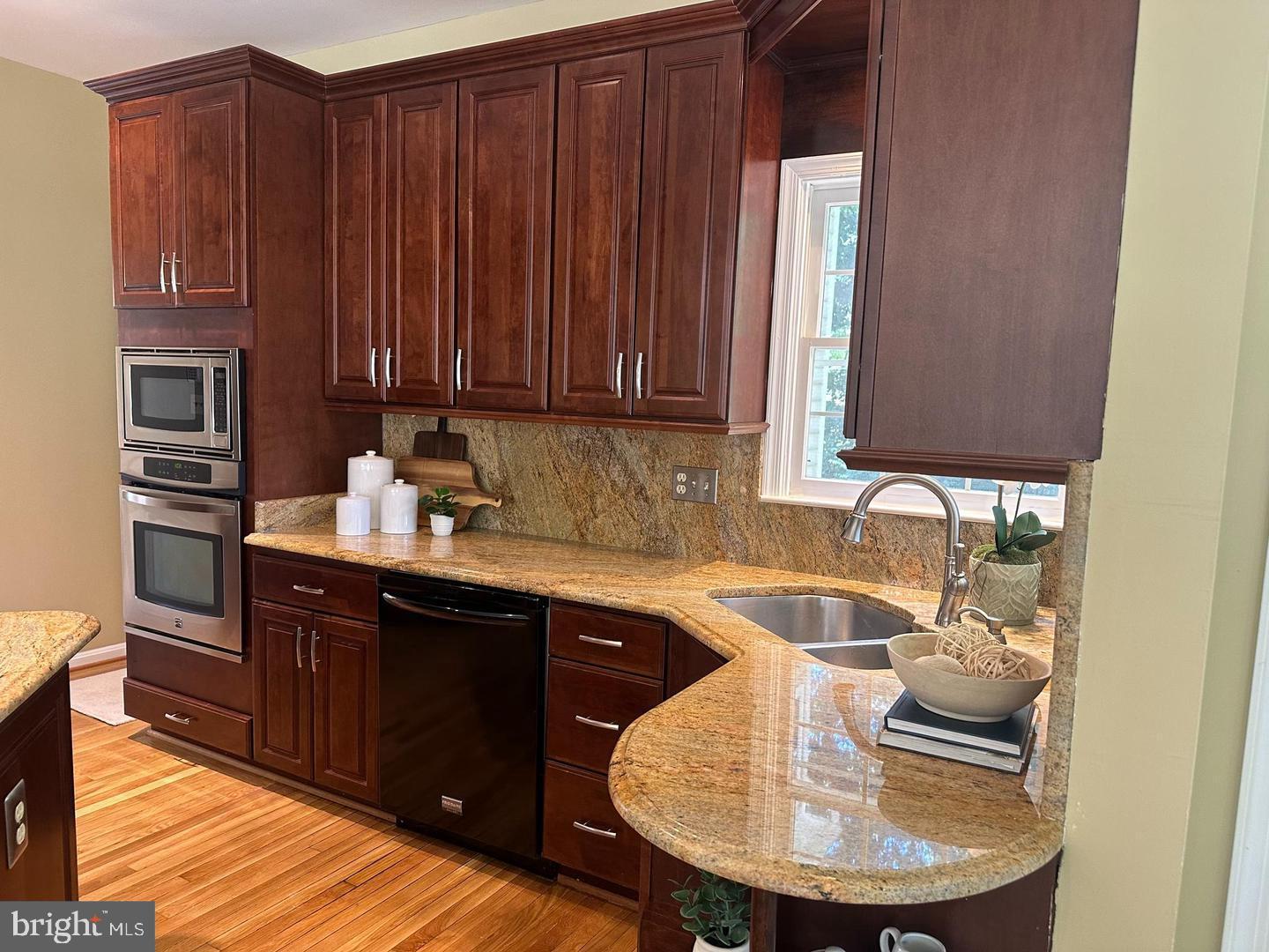 13616 NORTHBOURNE DR, CENTREVILLE, Virginia 20120, 4 Bedrooms Bedrooms, 14 Rooms Rooms,3 BathroomsBathrooms,Residential,For sale,13616 NORTHBOURNE DR,VAFX2242390 MLS # VAFX2242390