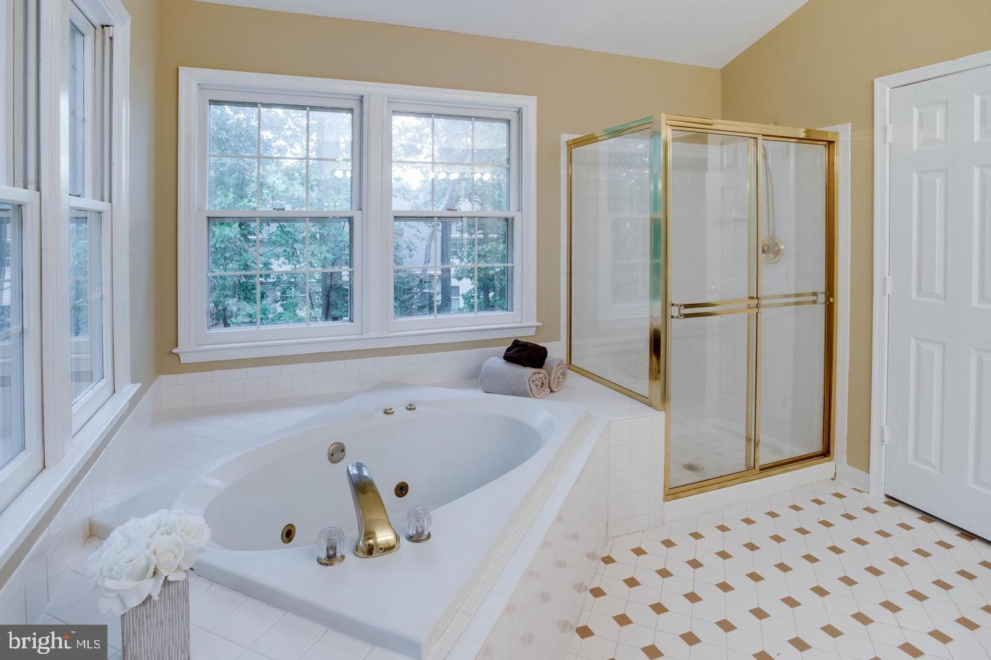 13616 NORTHBOURNE DR, CENTREVILLE, Virginia 20120, 4 Bedrooms Bedrooms, 14 Rooms Rooms,3 BathroomsBathrooms,Residential,For sale,13616 NORTHBOURNE DR,VAFX2242390 MLS # VAFX2242390
