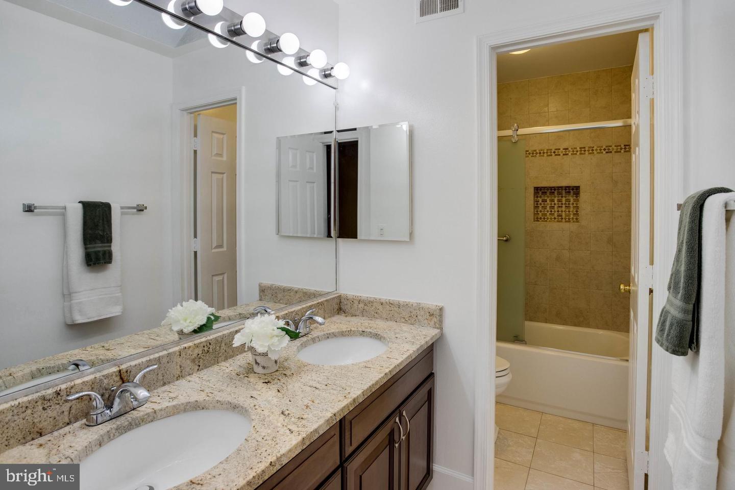 13616 NORTHBOURNE DR, CENTREVILLE, Virginia 20120, 4 Bedrooms Bedrooms, 14 Rooms Rooms,3 BathroomsBathrooms,Residential,For sale,13616 NORTHBOURNE DR,VAFX2242390 MLS # VAFX2242390