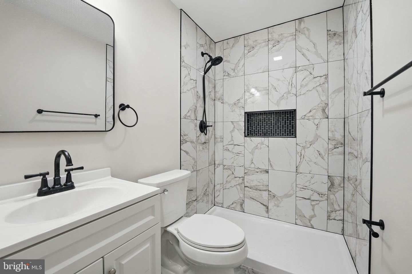 13798 GRESHAM CT, WOODBRIDGE, Virginia 22193, 4 Bedrooms Bedrooms, ,2 BathroomsBathrooms,Residential,For sale,13798 GRESHAM CT,VAPW2095270 MLS # VAPW2095270