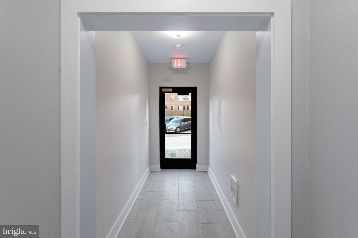 2209 M ST NE #UNIT 3, WASHINGTON, District Of Columbia 20002, 1 Bedroom Bedrooms, ,1 BathroomBathrooms,Residential,For sale,2209 M ST NE #UNIT 3,DCDC2201914 MLS # DCDC2201914