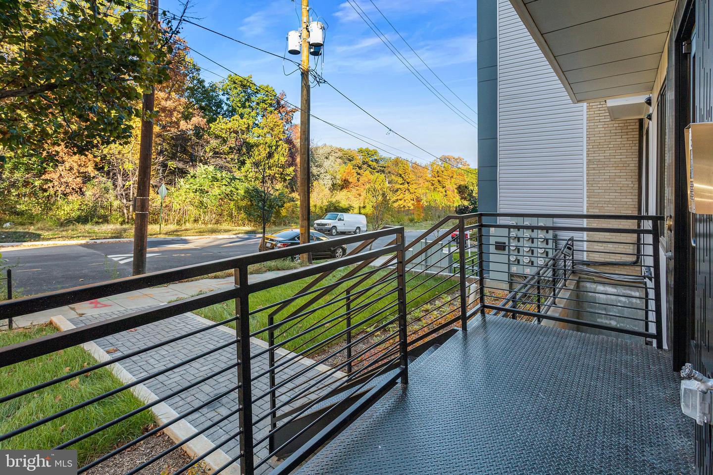 2209 M ST NE #UNIT 3, WASHINGTON, District Of Columbia 20002, 1 Bedroom Bedrooms, ,1 BathroomBathrooms,Residential,For sale,2209 M ST NE #UNIT 3,DCDC2201914 MLS # DCDC2201914