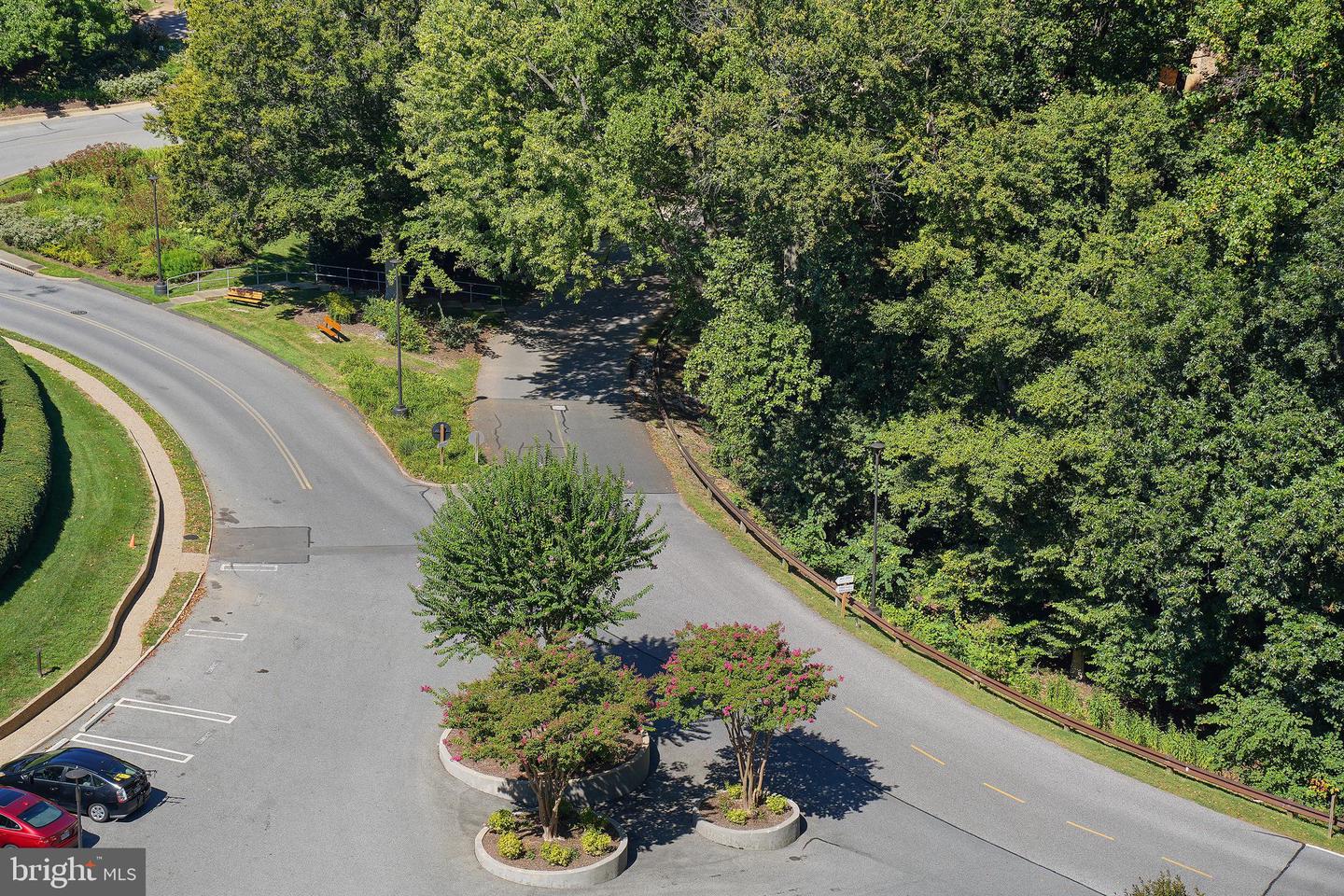 5904 MOUNT EAGLE DR #1105, ALEXANDRIA, Virginia 22303, 2 Bedrooms Bedrooms, 8 Rooms Rooms,2 BathroomsBathrooms,Residential,For sale,5904 MOUNT EAGLE DR #1105,VAFX2242470 MLS # VAFX2242470