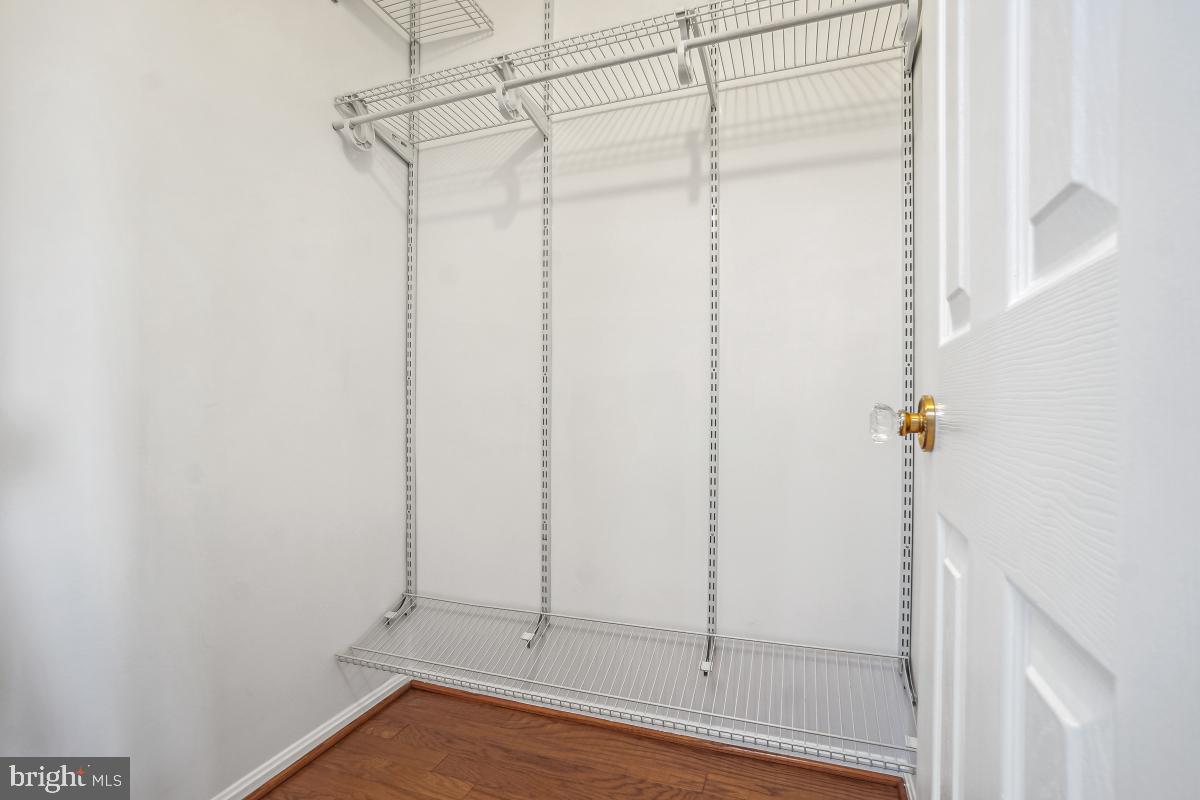 5904 MOUNT EAGLE DR #1105, ALEXANDRIA, Virginia 22303, 2 Bedrooms Bedrooms, 8 Rooms Rooms,2 BathroomsBathrooms,Residential,For sale,5904 MOUNT EAGLE DR #1105,VAFX2242470 MLS # VAFX2242470