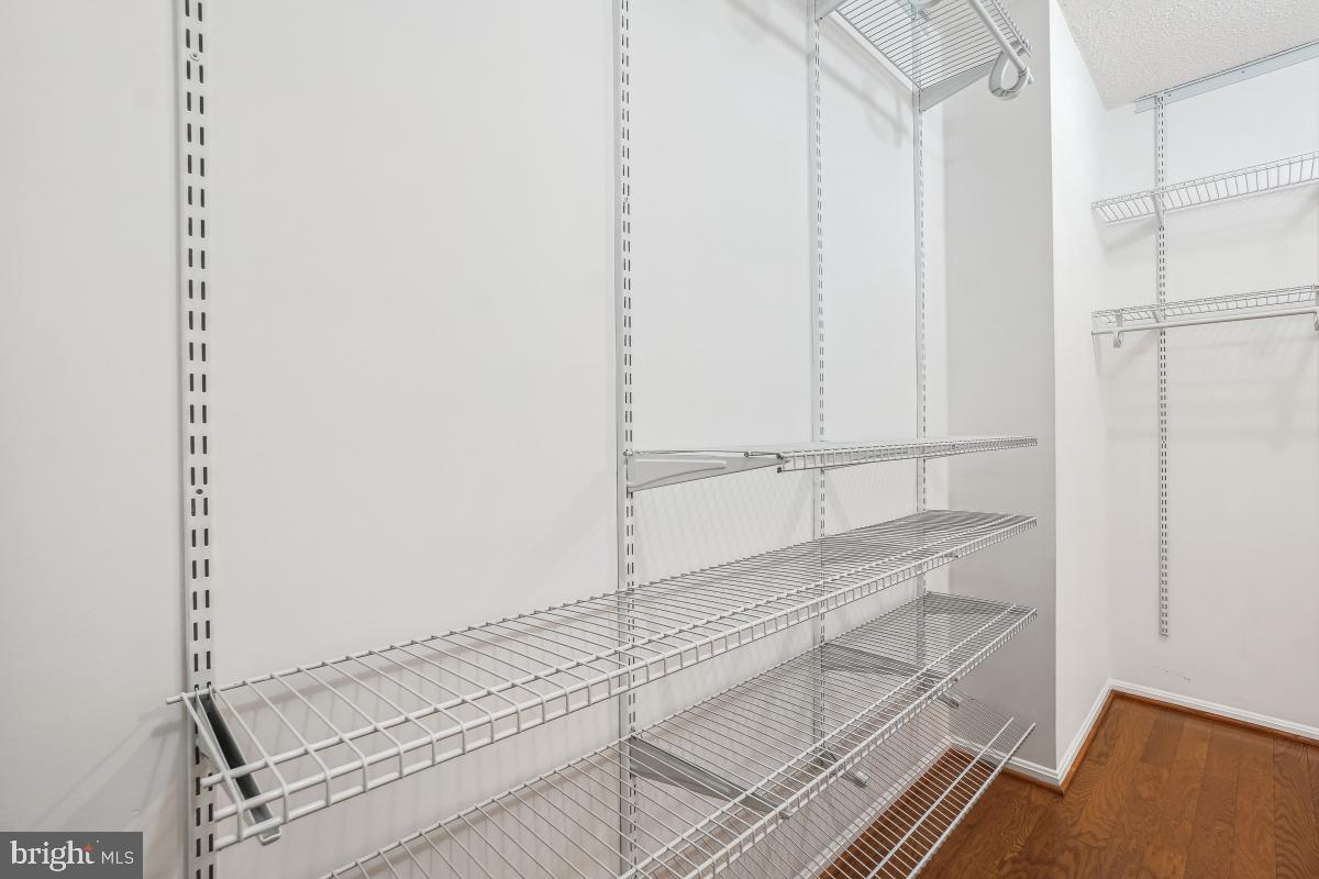 5904 MOUNT EAGLE DR #1105, ALEXANDRIA, Virginia 22303, 2 Bedrooms Bedrooms, 8 Rooms Rooms,2 BathroomsBathrooms,Residential,For sale,5904 MOUNT EAGLE DR #1105,VAFX2242470 MLS # VAFX2242470