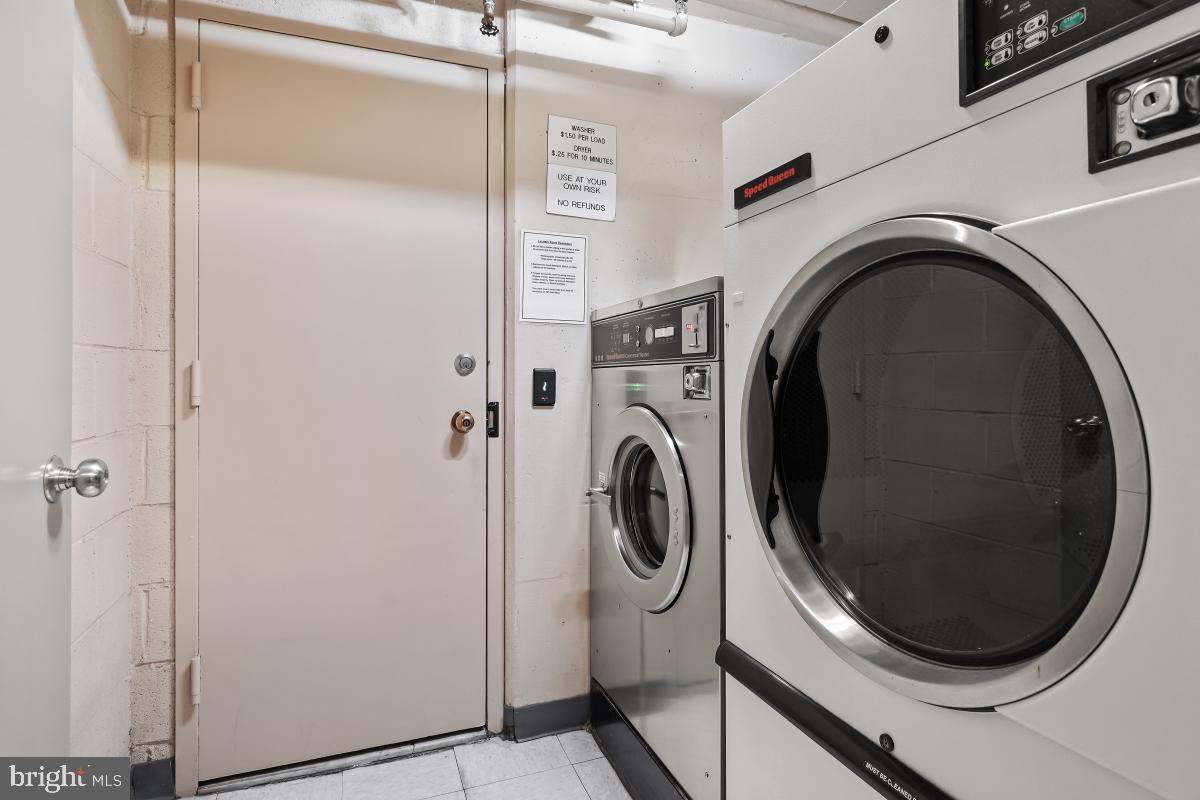 5904 MOUNT EAGLE DR #1003, ALEXANDRIA, Virginia 22303, 2 Bedrooms Bedrooms, 8 Rooms Rooms,1 BathroomBathrooms,Residential,For sale,5904 MOUNT EAGLE DR #1003,VAFX2242476 MLS # VAFX2242476