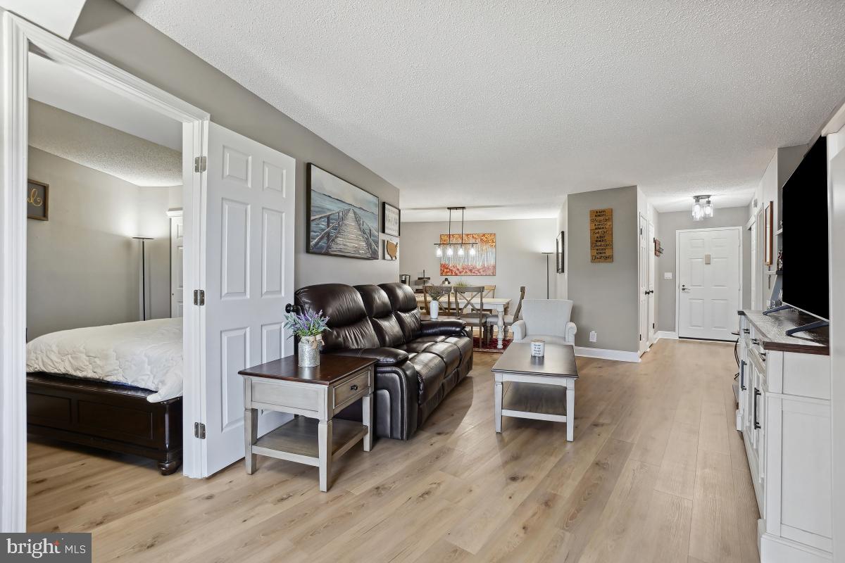 5904 MOUNT EAGLE DR #1003, ALEXANDRIA, Virginia 22303, 2 Bedrooms Bedrooms, 8 Rooms Rooms,1 BathroomBathrooms,Residential,For sale,5904 MOUNT EAGLE DR #1003,VAFX2242476 MLS # VAFX2242476