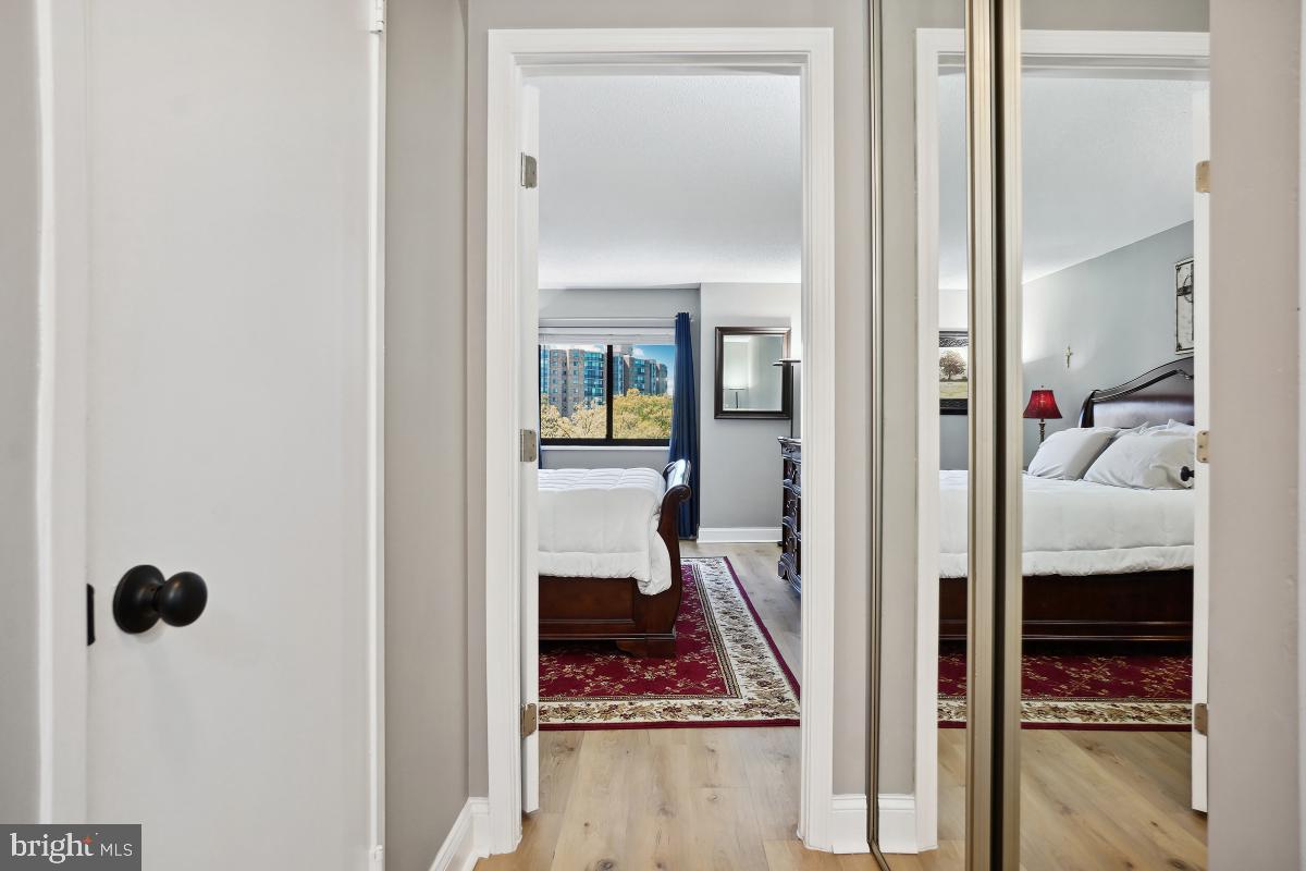 5904 MOUNT EAGLE DR #1003, ALEXANDRIA, Virginia 22303, 2 Bedrooms Bedrooms, 8 Rooms Rooms,1 BathroomBathrooms,Residential,For sale,5904 MOUNT EAGLE DR #1003,VAFX2242476 MLS # VAFX2242476