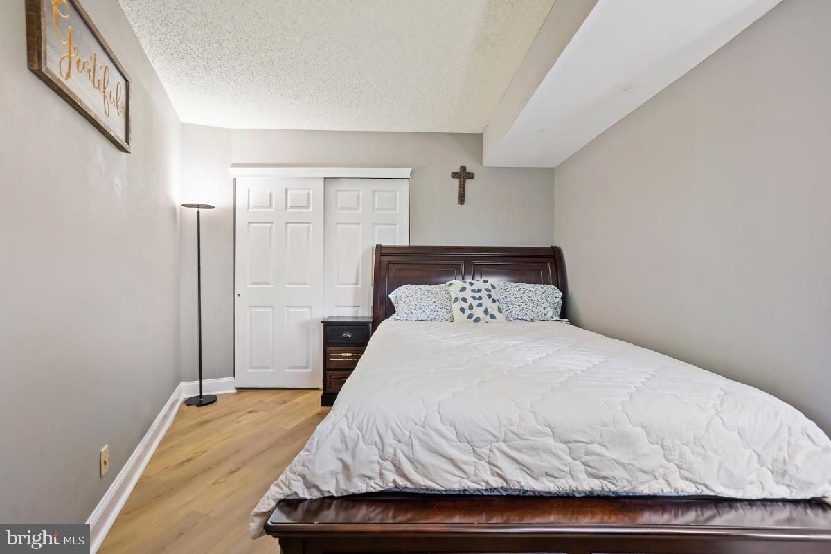 5904 MOUNT EAGLE DR #1003, ALEXANDRIA, Virginia 22303, 2 Bedrooms Bedrooms, 8 Rooms Rooms,1 BathroomBathrooms,Residential,For sale,5904 MOUNT EAGLE DR #1003,VAFX2242476 MLS # VAFX2242476