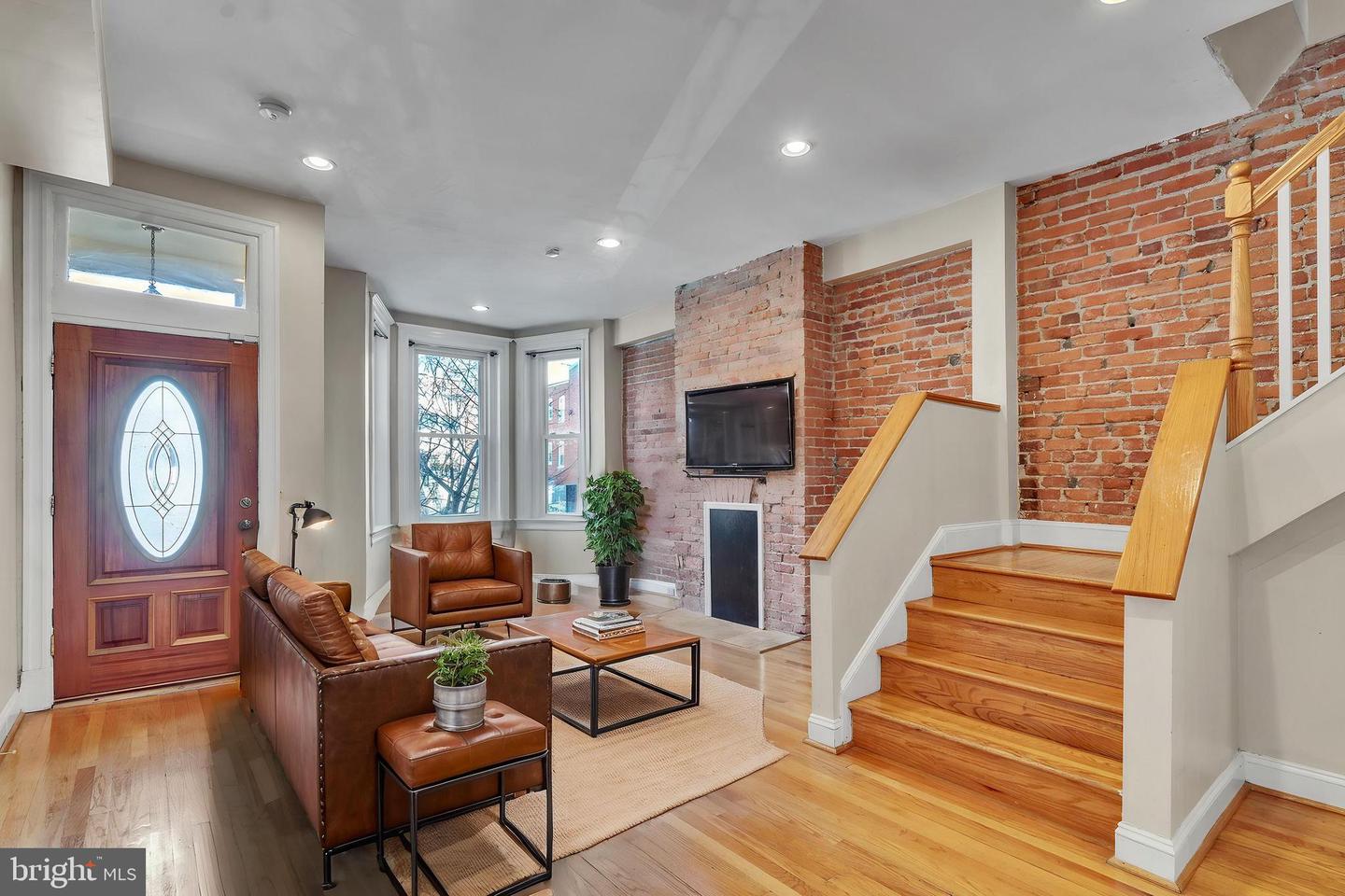 60 T ST NW, WASHINGTON, District Of Columbia 20001, 5 Bedrooms Bedrooms, ,4 BathroomsBathrooms,Residential,For sale,60 T ST NW,DCDC2201814 MLS # DCDC2201814