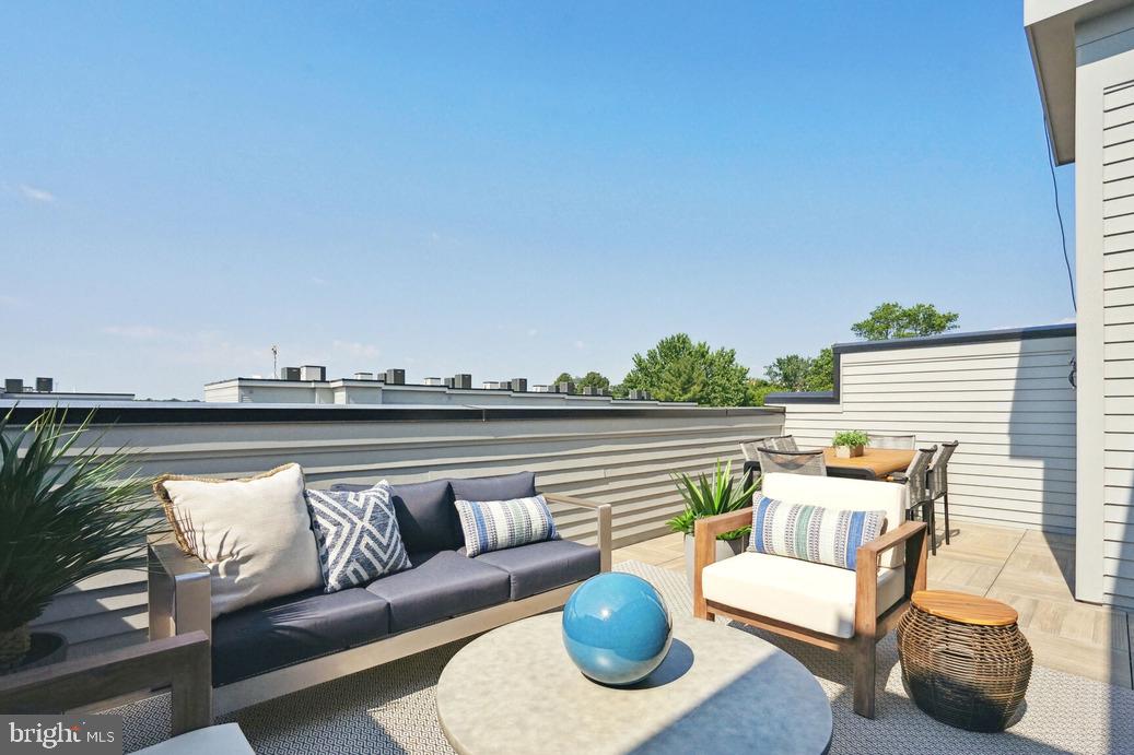 2117 TYSONS RIDGELINE RD #ELEVATOR LOT 73, FALLS CHURCH, Virginia 22043, 4 Bedrooms Bedrooms, ,4 BathroomsBathrooms,Residential,For sale,2117 TYSONS RIDGELINE RD #ELEVATOR LOT 73,VAFX2242356 MLS # VAFX2242356