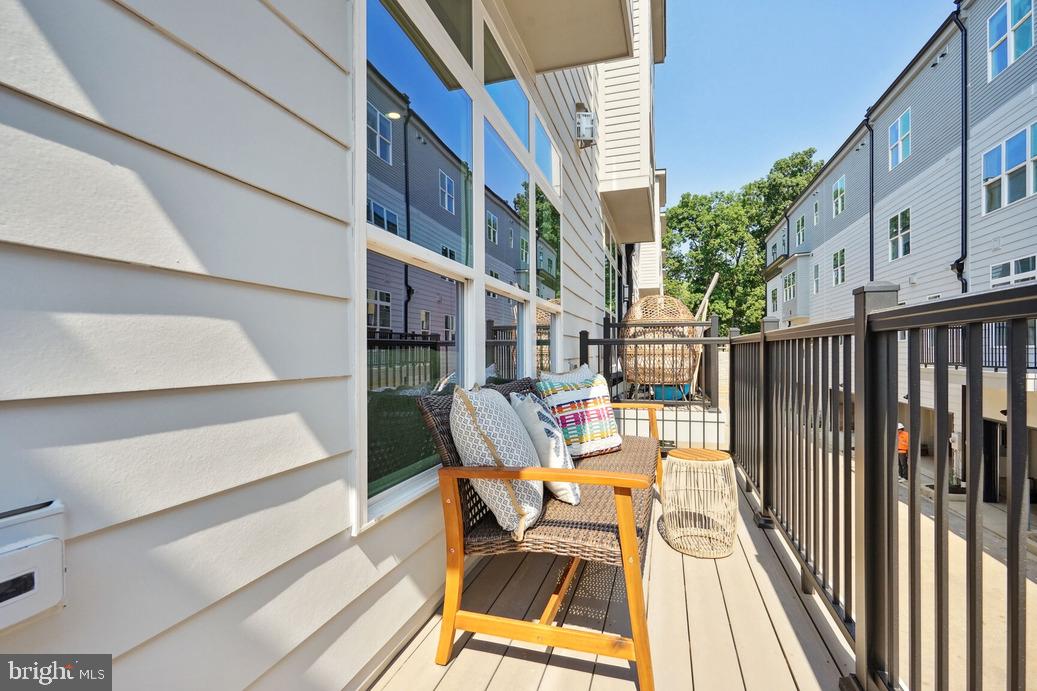 2117 TYSONS RIDGELINE RD #ELEVATOR LOT 73, FALLS CHURCH, Virginia 22043, 4 Bedrooms Bedrooms, ,4 BathroomsBathrooms,Residential,For sale,2117 TYSONS RIDGELINE RD #ELEVATOR LOT 73,VAFX2242356 MLS # VAFX2242356