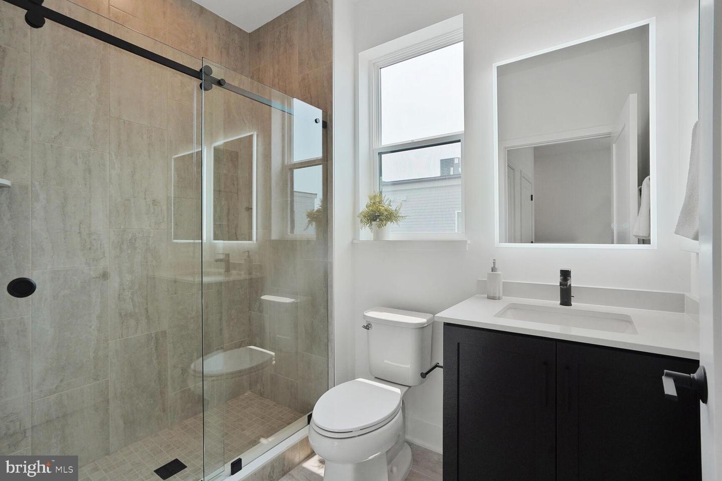 2117 TYSONS RIDGELINE RD #ELEVATOR LOT 73, FALLS CHURCH, Virginia 22043, 4 Bedrooms Bedrooms, ,4 BathroomsBathrooms,Residential,For sale,2117 TYSONS RIDGELINE RD #ELEVATOR LOT 73,VAFX2242356 MLS # VAFX2242356