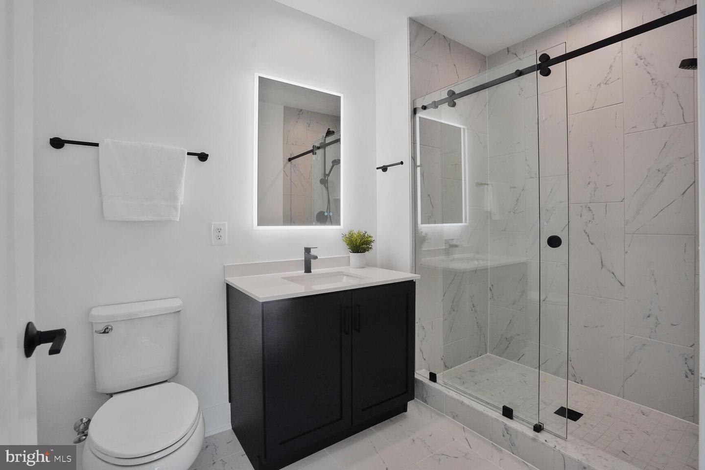 2117 TYSONS RIDGELINE RD #ELEVATOR LOT 73, FALLS CHURCH, Virginia 22043, 4 Bedrooms Bedrooms, ,4 BathroomsBathrooms,Residential,For sale,2117 TYSONS RIDGELINE RD #ELEVATOR LOT 73,VAFX2242356 MLS # VAFX2242356