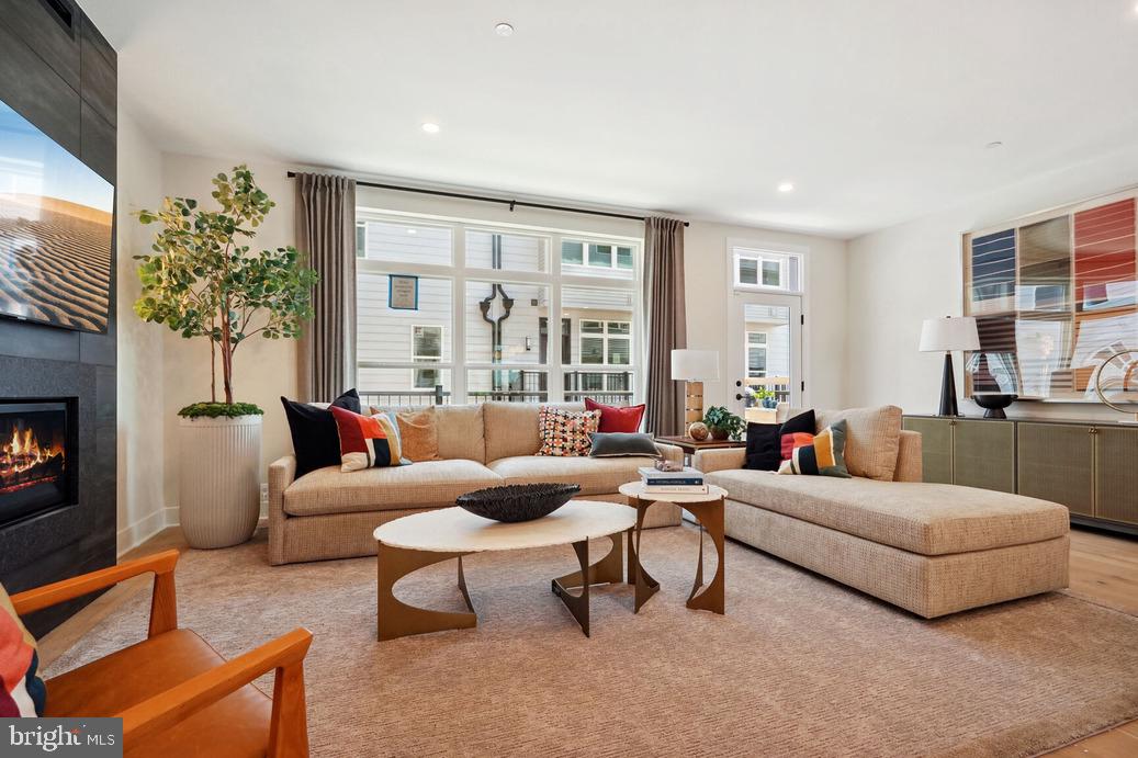 2117 TYSONS RIDGELINE RD #ELEVATOR LOT 73, FALLS CHURCH, Virginia 22043, 4 Bedrooms Bedrooms, ,4 BathroomsBathrooms,Residential,For sale,2117 TYSONS RIDGELINE RD #ELEVATOR LOT 73,VAFX2242356 MLS # VAFX2242356