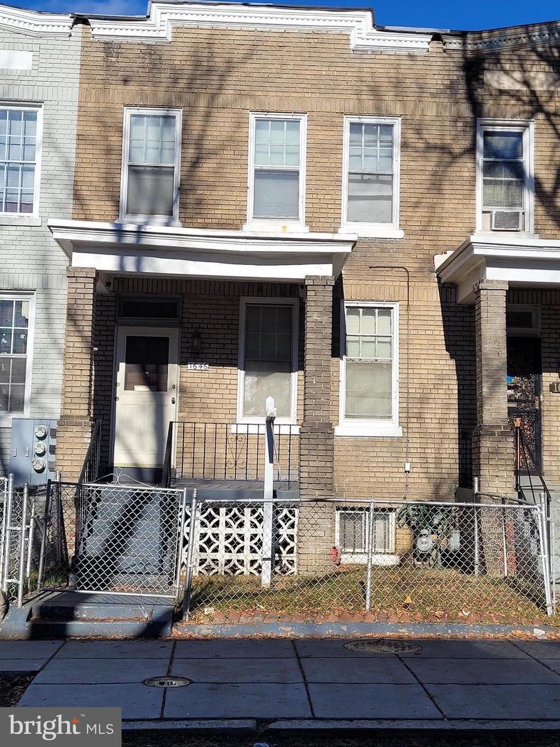 1646 GALES ST NE, WASHINGTON, District Of Columbia 20002, 3 Bedrooms Bedrooms, ,1 BathroomBathrooms,Residential,For sale,1646 GALES ST NE,DCDC2201846 MLS # DCDC2201846