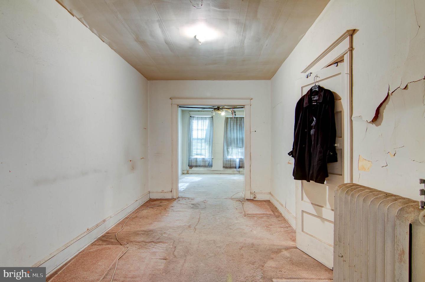 1646 GALES ST NE, WASHINGTON, District Of Columbia 20002, 3 Bedrooms Bedrooms, ,1 BathroomBathrooms,Residential,For sale,1646 GALES ST NE,DCDC2201846 MLS # DCDC2201846