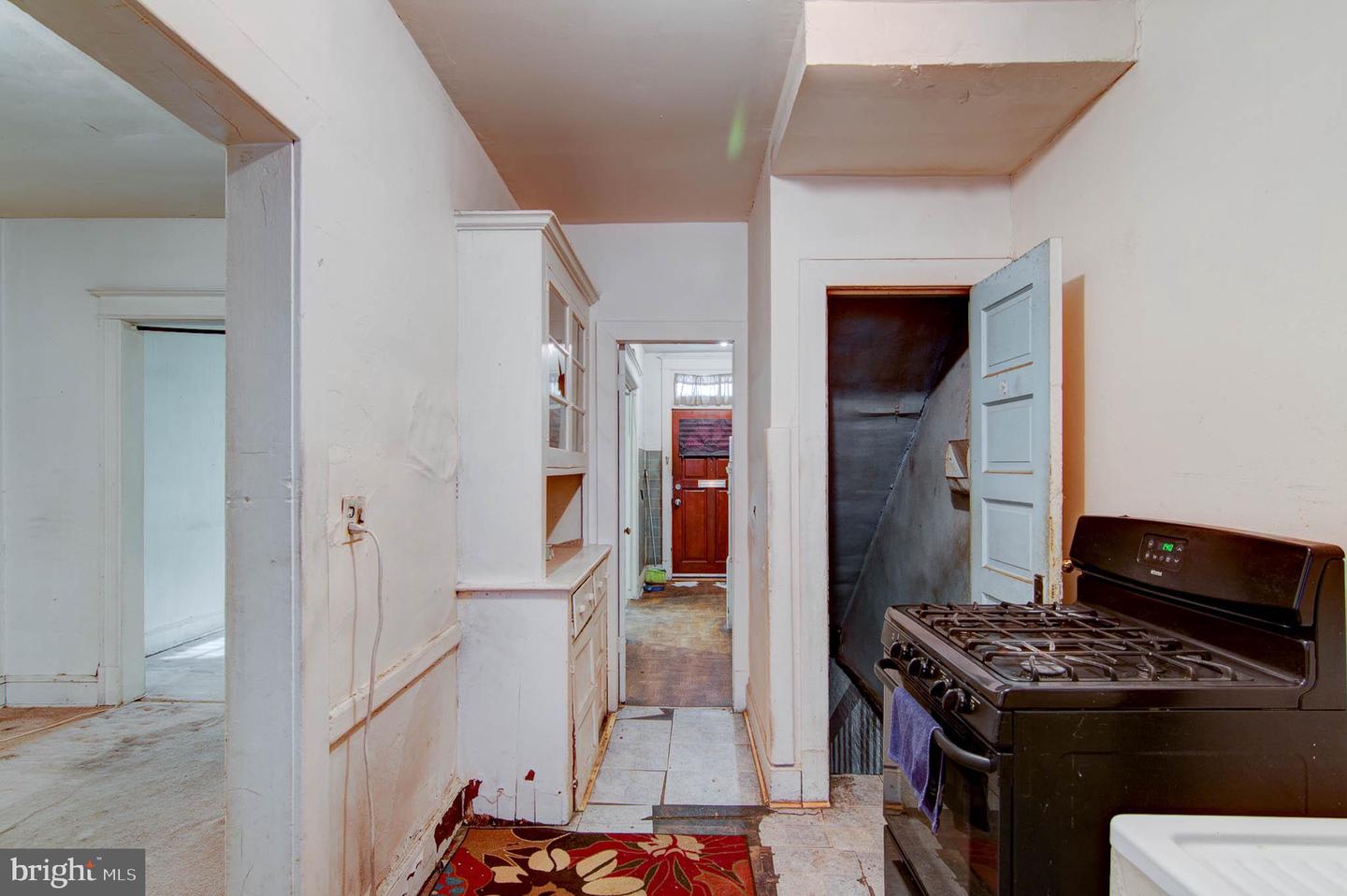 1646 GALES ST NE, WASHINGTON, District Of Columbia 20002, 3 Bedrooms Bedrooms, ,1 BathroomBathrooms,Residential,For sale,1646 GALES ST NE,DCDC2201846 MLS # DCDC2201846