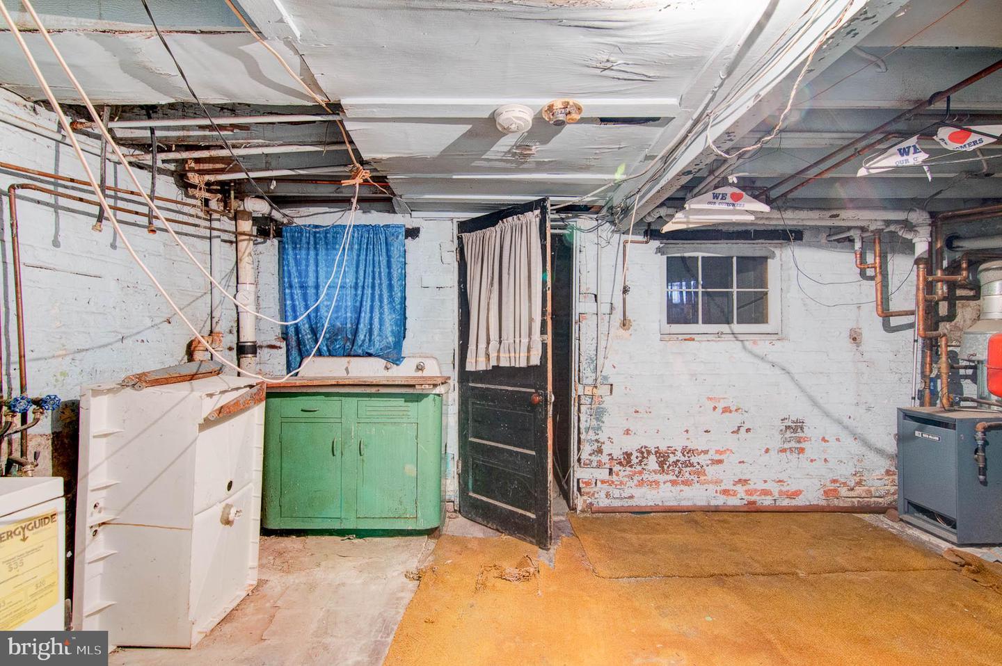 1646 GALES ST NE, WASHINGTON, District Of Columbia 20002, 3 Bedrooms Bedrooms, ,1 BathroomBathrooms,Residential,For sale,1646 GALES ST NE,DCDC2201846 MLS # DCDC2201846
