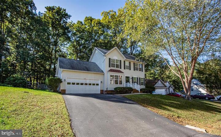 11709 WOODLAND VIEW DR, FREDERICKSBURG, Virginia 22407, 3 Bedrooms Bedrooms, ,3 BathroomsBathrooms,Residential,For sale,11709 WOODLAND VIEW DR,VASP2033336 MLS # VASP2033336
