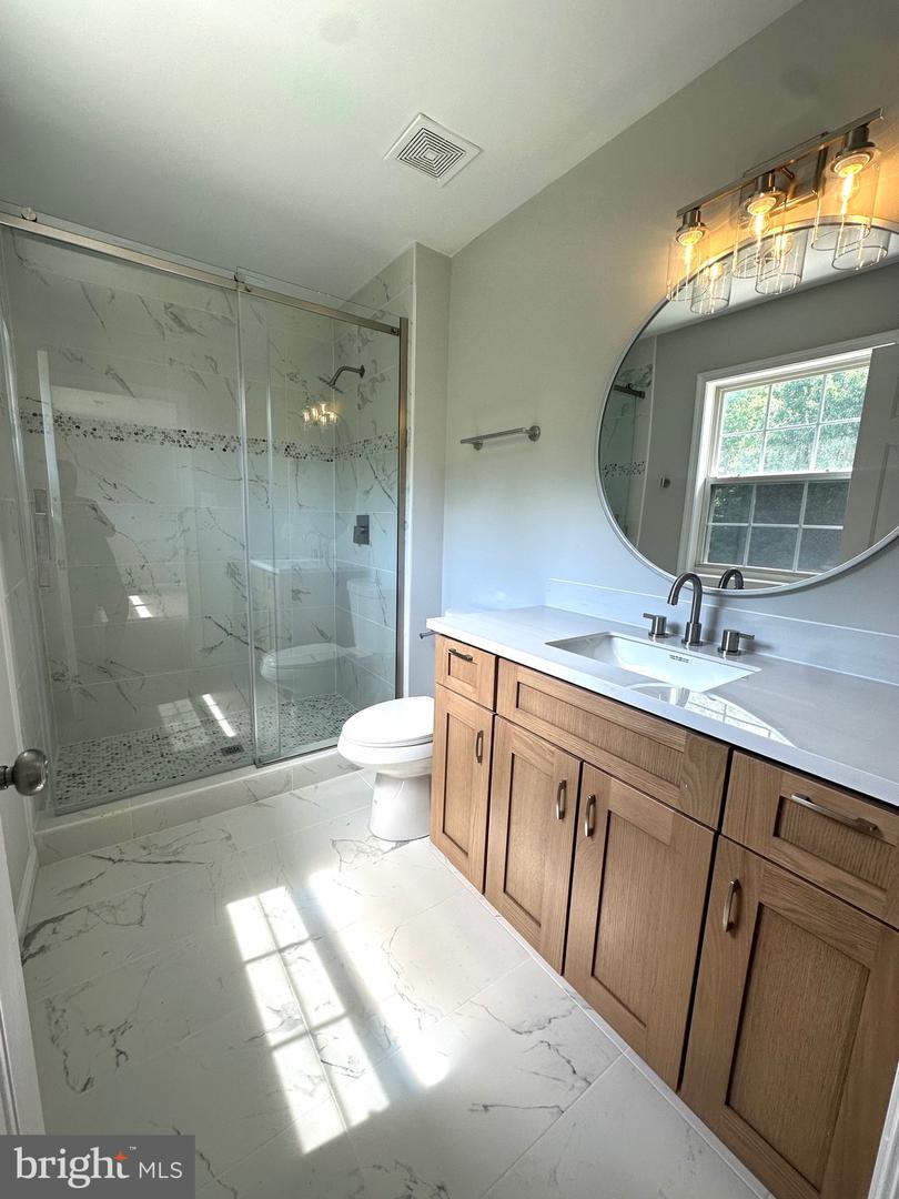 4 LAKESIDE DR, STAFFORD, Virginia 22554, 3 Bedrooms Bedrooms, ,3 BathroomsBathrooms,Residential,For sale,4 LAKESIDE DR,VAST2039108 MLS # VAST2039108