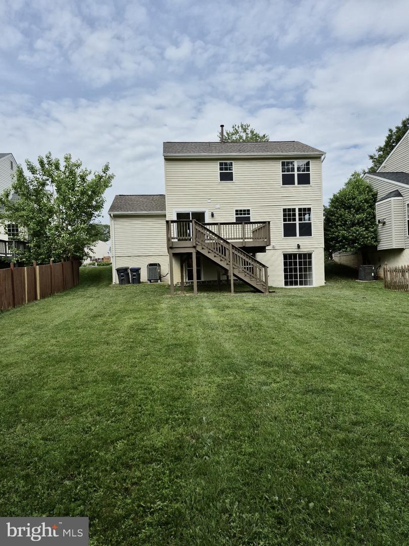 4 LAKESIDE DR, STAFFORD, Virginia 22554, 3 Bedrooms Bedrooms, ,3 BathroomsBathrooms,Residential,For sale,4 LAKESIDE DR,VAST2039108 MLS # VAST2039108