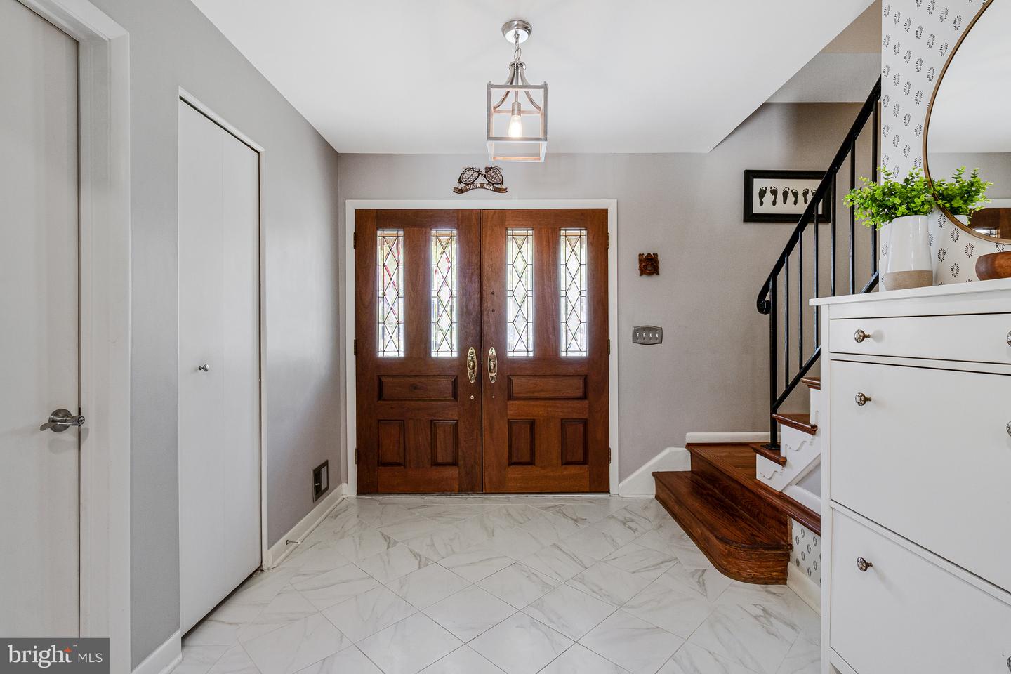 8406 BREWSTER DR, ALEXANDRIA, Virginia 22308, 4 Bedrooms Bedrooms, ,2 BathroomsBathrooms,Residential,For sale,8406 BREWSTER DR,VAFX2242614 MLS # VAFX2242614