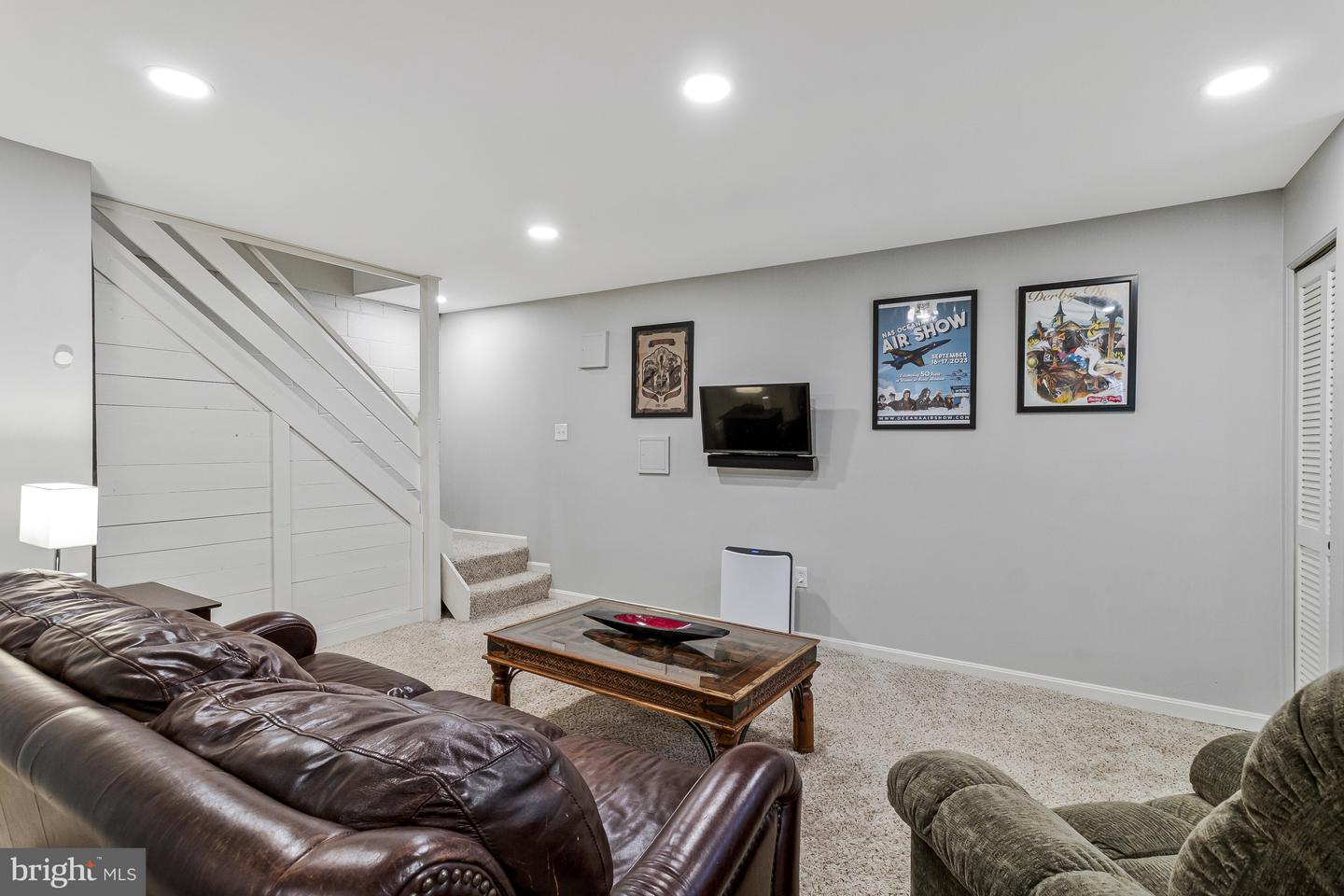 8406 BREWSTER DR, ALEXANDRIA, Virginia 22308, 4 Bedrooms Bedrooms, ,2 BathroomsBathrooms,Residential,For sale,8406 BREWSTER DR,VAFX2242614 MLS # VAFX2242614