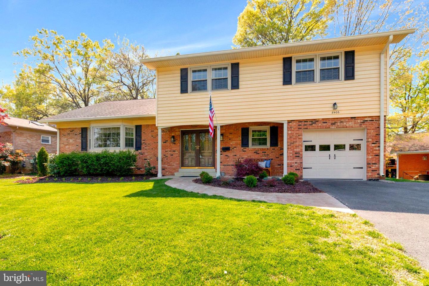 8406 BREWSTER DR, ALEXANDRIA, Virginia 22308, 4 Bedrooms Bedrooms, ,2 BathroomsBathrooms,Residential,For sale,8406 BREWSTER DR,VAFX2242614 MLS # VAFX2242614