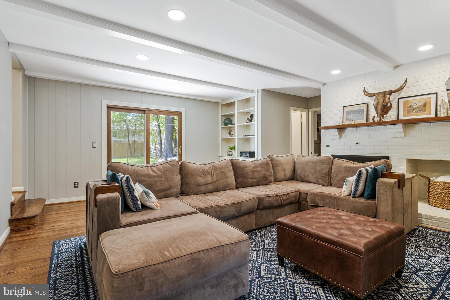 8406 BREWSTER DR, ALEXANDRIA, Virginia 22308, 4 Bedrooms Bedrooms, ,2 BathroomsBathrooms,Residential,For sale,8406 BREWSTER DR,VAFX2242614 MLS # VAFX2242614