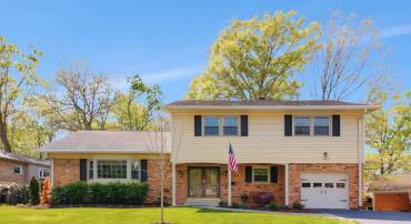 8406 BREWSTER DR, ALEXANDRIA, Virginia 22308, 4 Bedrooms Bedrooms, ,2 BathroomsBathrooms,Residential,For sale,8406 BREWSTER DR,VAFX2242614 MLS # VAFX2242614