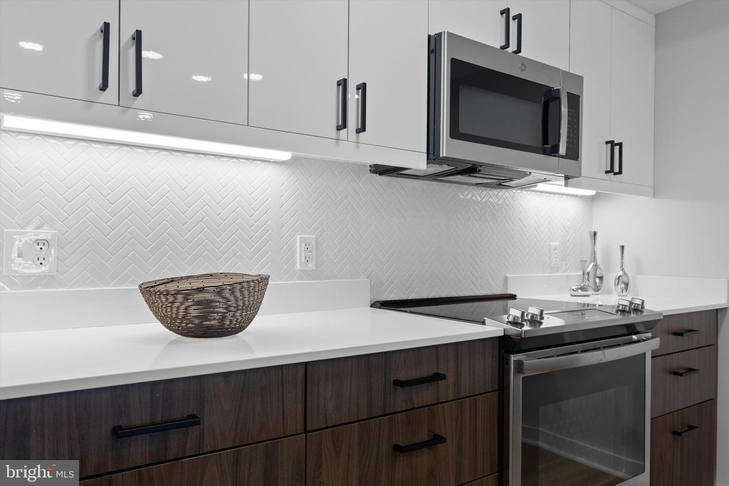 919 12TH ST NE #201, WASHINGTON, District Of Columbia 20002, 1 Bedroom Bedrooms, ,1 BathroomBathrooms,Residential,For sale,919 12TH ST NE #201,DCDC2202034 MLS # DCDC2202034