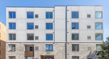 919 12TH ST NE #201, WASHINGTON, District Of Columbia 20002, 1 Bedroom Bedrooms, ,1 BathroomBathrooms,Residential,For sale,919 12TH ST NE #201,DCDC2202034 MLS # DCDC2202034
