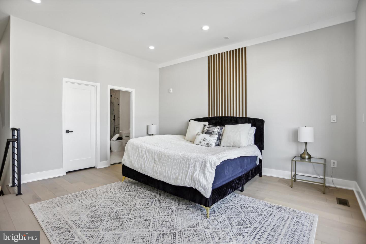 611 KENNEDY ST NW #402, WASHINGTON, District Of Columbia 20011, 3 Bedrooms Bedrooms, ,2 BathroomsBathrooms,Residential,For sale,611 KENNEDY ST NW #402,DCDC2202040 MLS # DCDC2202040