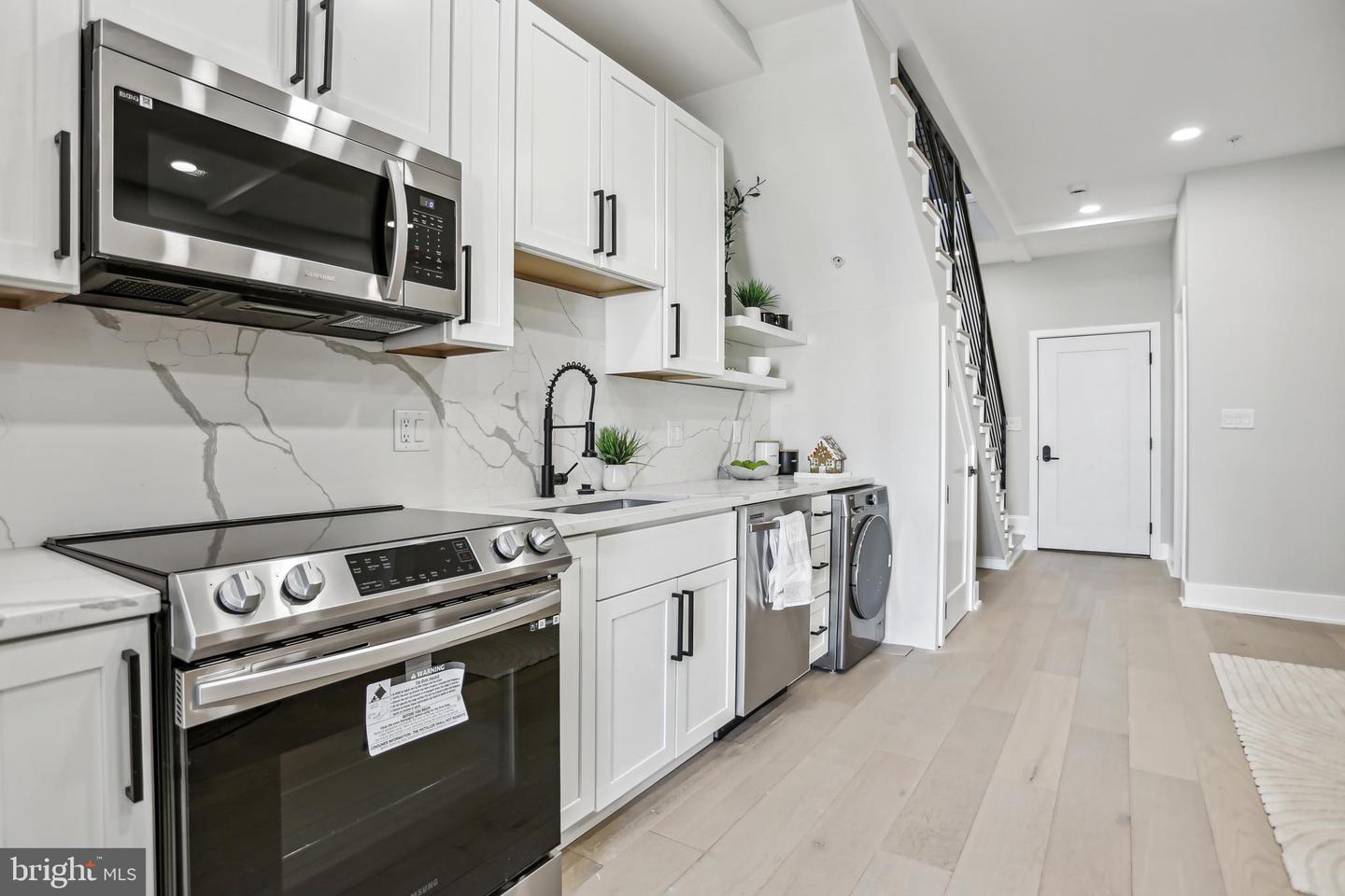 611 KENNEDY ST NW #402, WASHINGTON, District Of Columbia 20011, 3 Bedrooms Bedrooms, ,2 BathroomsBathrooms,Residential,For sale,611 KENNEDY ST NW #402,DCDC2202040 MLS # DCDC2202040