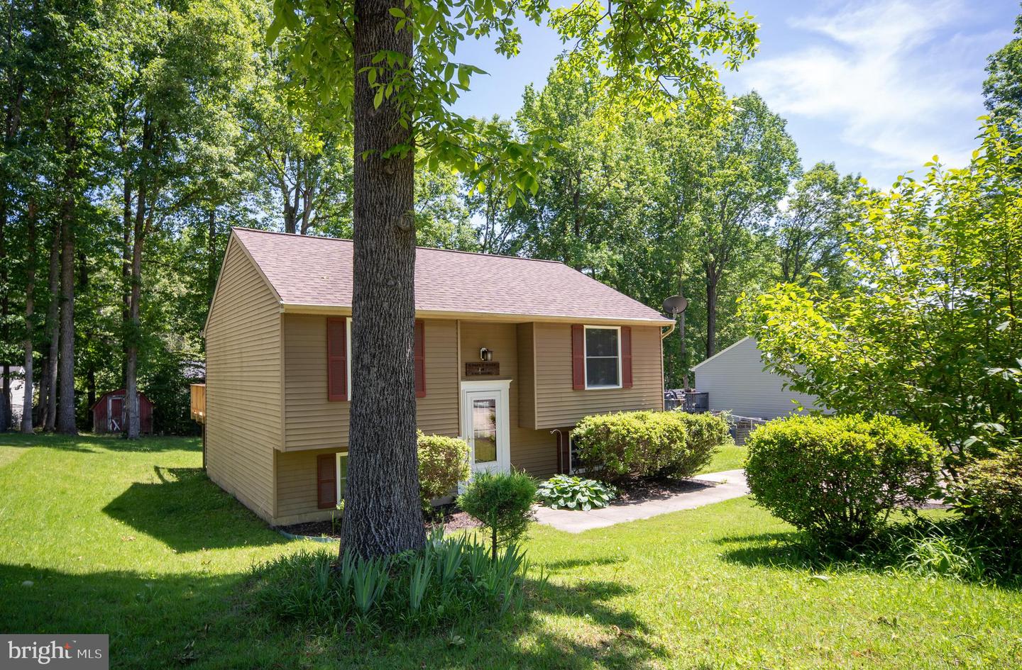 10403 MAGUIRE CT, SPOTSYLVANIA, Virginia 22553, 3 Bedrooms Bedrooms, ,2 BathroomsBathrooms,Residential,For sale,10403 MAGUIRE CT,VASP2026856 MLS # VASP2026856