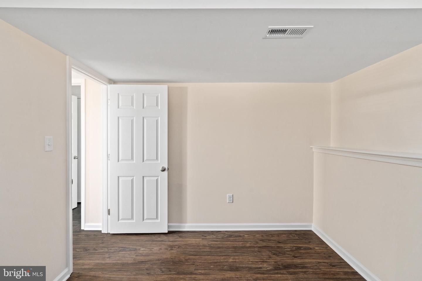 10403 MAGUIRE CT, SPOTSYLVANIA, Virginia 22553, 3 Bedrooms Bedrooms, ,2 BathroomsBathrooms,Residential,For sale,10403 MAGUIRE CT,VASP2026856 MLS # VASP2026856
