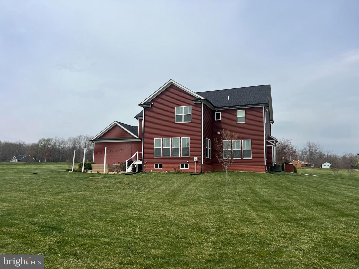 115 SADDLE RIDGE LN, FREDERICKSBURG, Virginia 22406, 4 Bedrooms Bedrooms, ,4 BathroomsBathrooms,Residential,For sale,115 SADDLE RIDGE LN,VAST2035198 MLS # VAST2035198