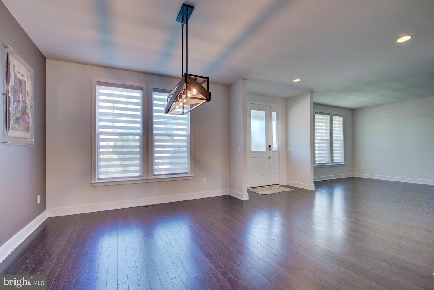 1119 THEMIS ST SE, LEESBURG, Virginia 20175, 5 Bedrooms Bedrooms, ,5 BathroomsBathrooms,Residential,For sale,1119 THEMIS ST SE,VALO2089920 MLS # VALO2089920