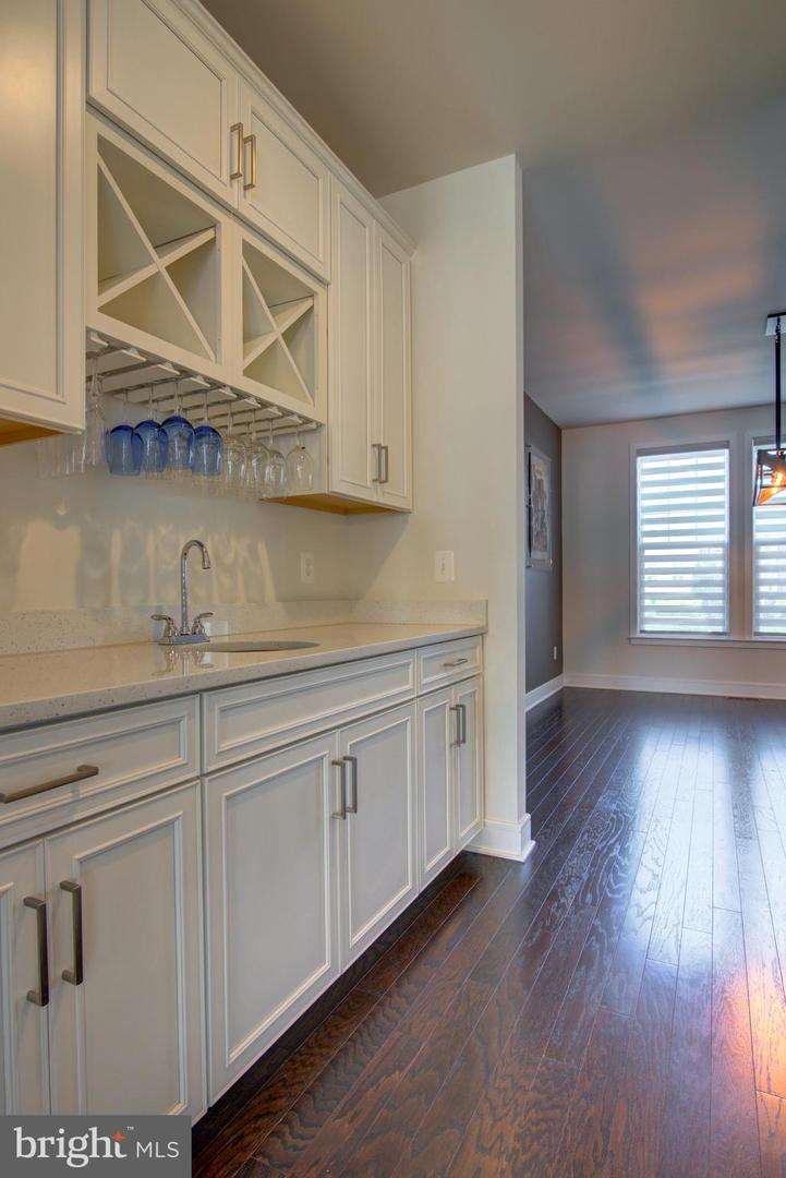 1119 THEMIS ST SE, LEESBURG, Virginia 20175, 5 Bedrooms Bedrooms, ,5 BathroomsBathrooms,Residential,For sale,1119 THEMIS ST SE,VALO2089920 MLS # VALO2089920