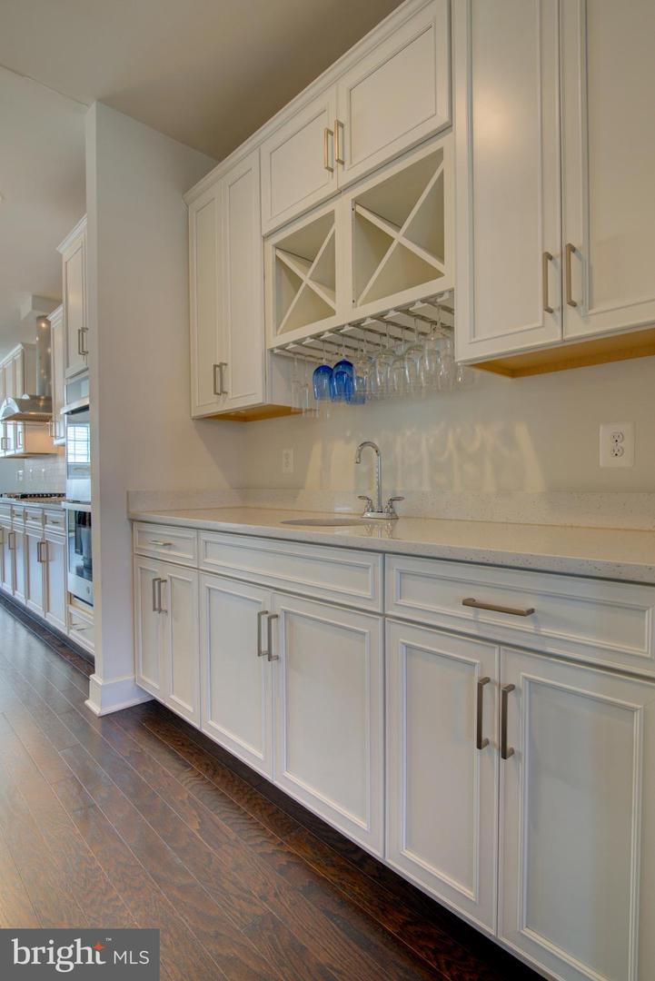 1119 THEMIS ST SE, LEESBURG, Virginia 20175, 5 Bedrooms Bedrooms, ,5 BathroomsBathrooms,Residential,For sale,1119 THEMIS ST SE,VALO2089920 MLS # VALO2089920
