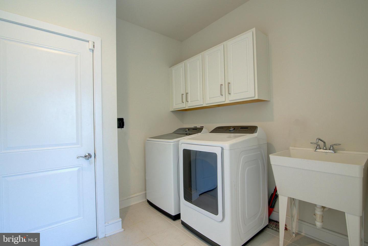 1119 THEMIS ST SE, LEESBURG, Virginia 20175, 5 Bedrooms Bedrooms, ,5 BathroomsBathrooms,Residential,For sale,1119 THEMIS ST SE,VALO2089920 MLS # VALO2089920