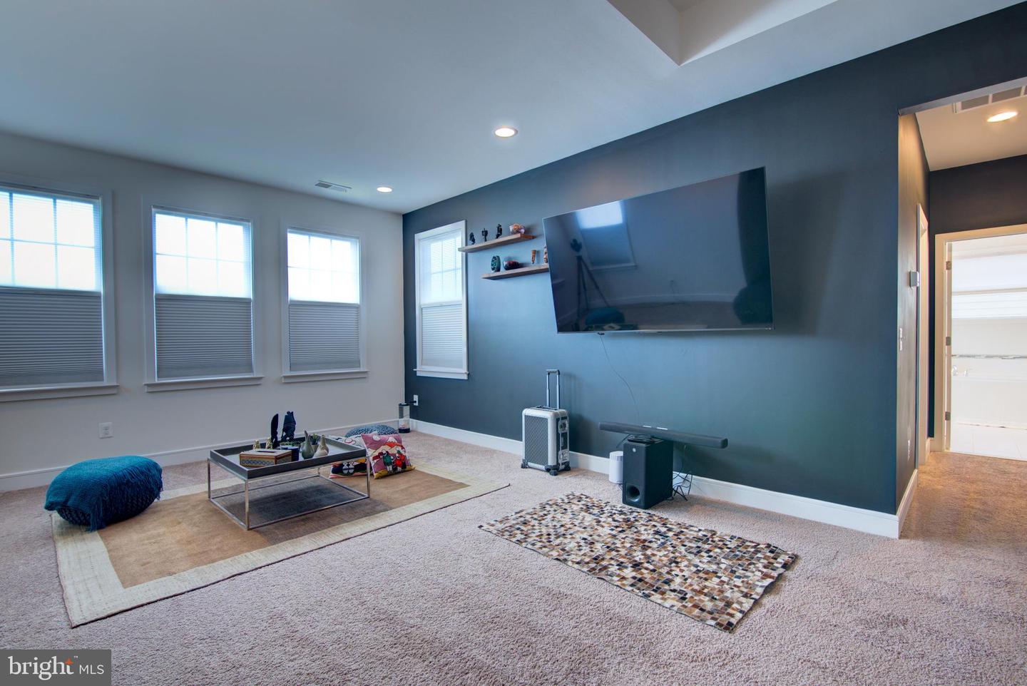 1119 THEMIS ST SE, LEESBURG, Virginia 20175, 5 Bedrooms Bedrooms, ,5 BathroomsBathrooms,Residential,For sale,1119 THEMIS ST SE,VALO2089920 MLS # VALO2089920